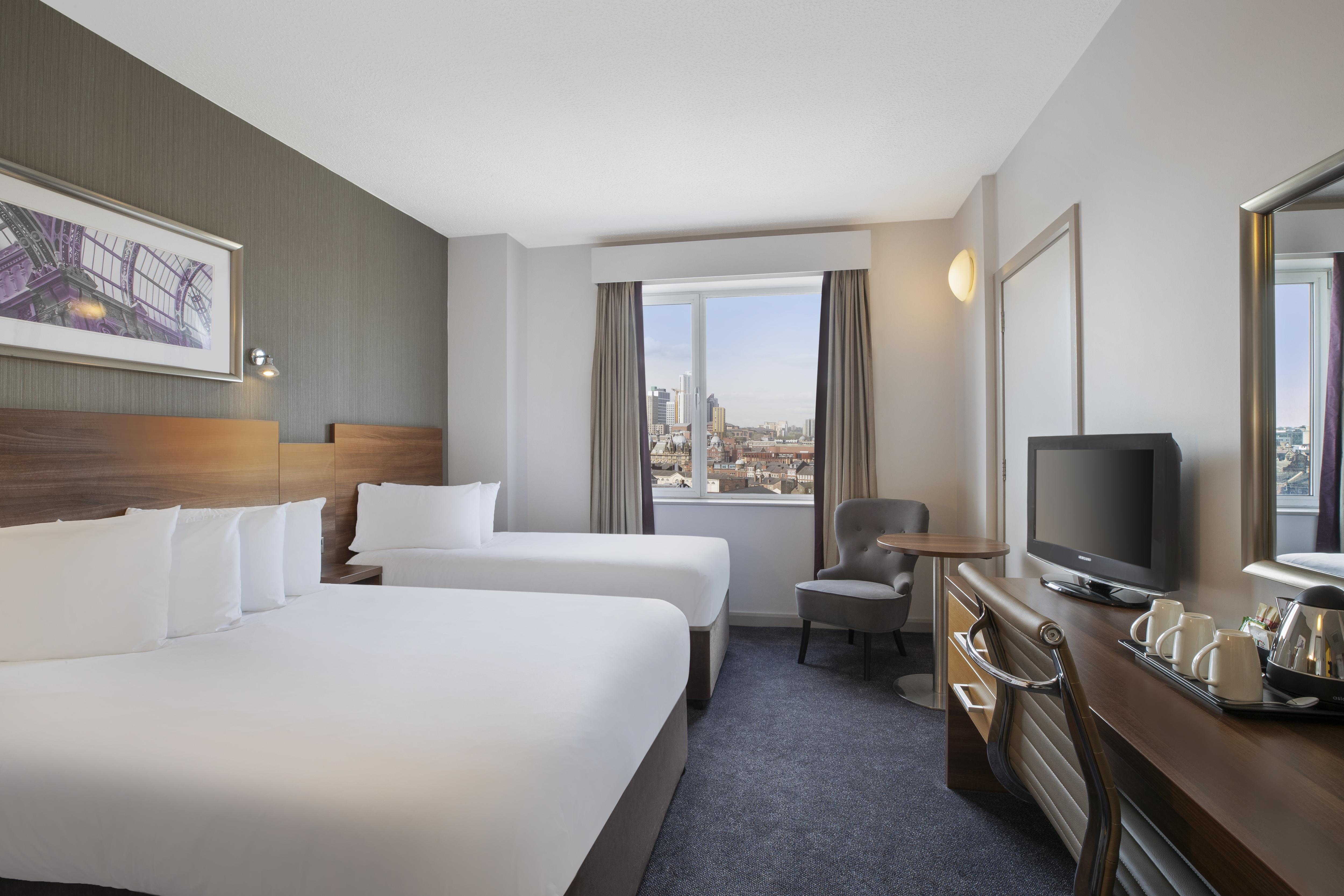 Leonardo - Formerly Jurys Hotel